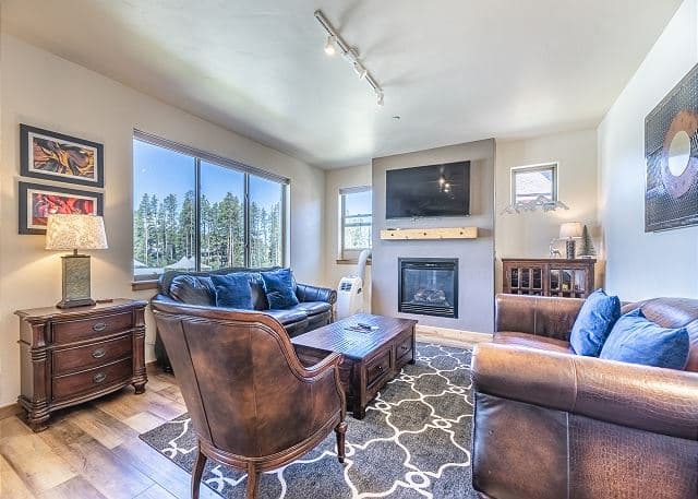 Trailhead Lodge 724
