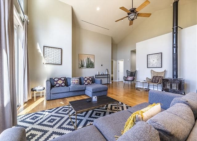 121 Hemlock Trail