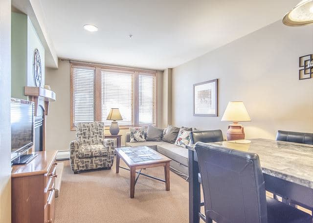 Zephyr Mountain Lodge # 2317
