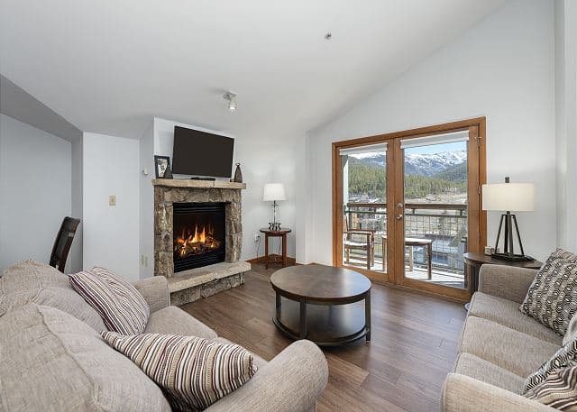 Zephyr Mountain Lodge # 1706